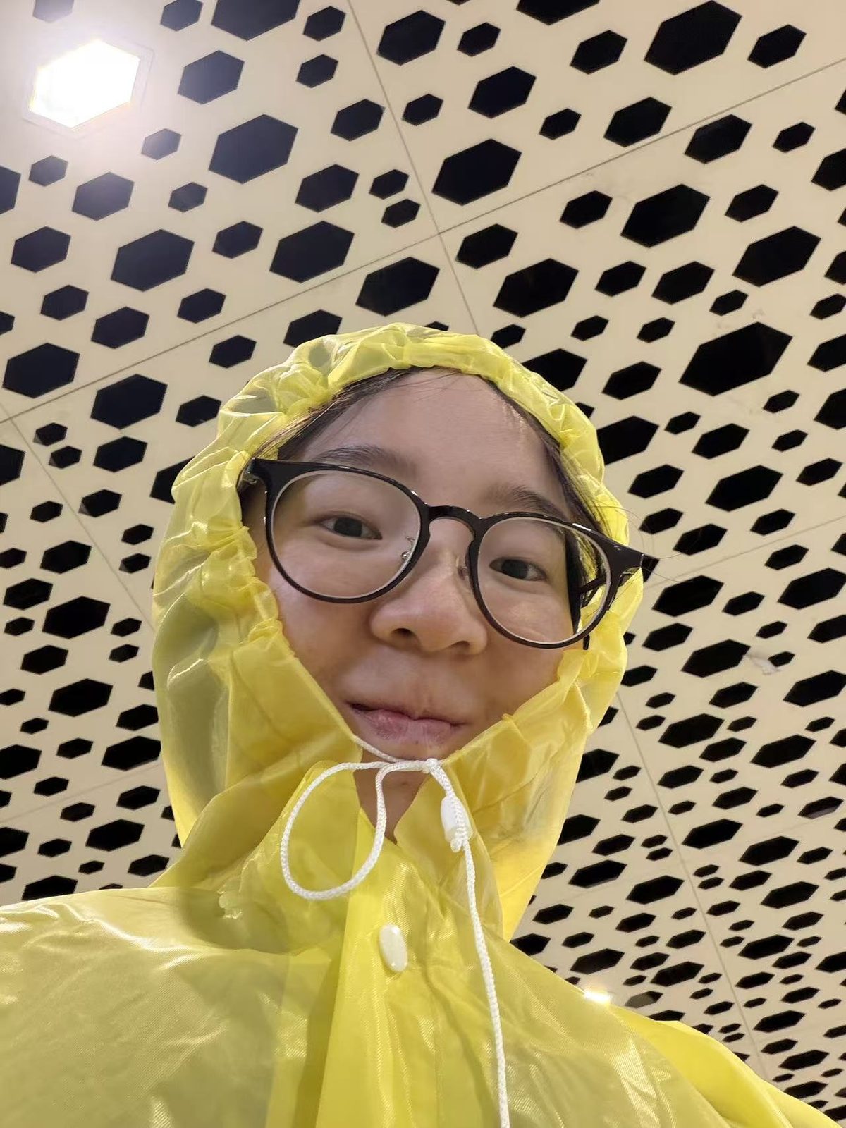 机场雨衣